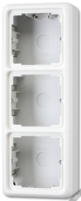 Коробка трехместная Jung CD583AW