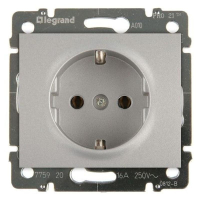 Розетка 2К+3 Legrand Galea Life 16A 250V с/з со шторками автоматические клеммы алюминий 771363