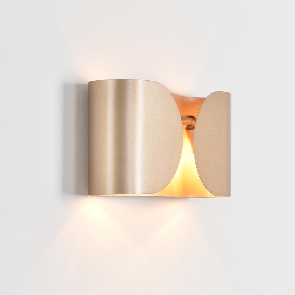 Настенный светильник Lumion Moderni Olve 8390/2W