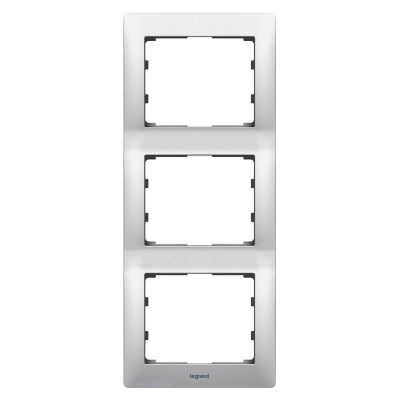 Рамка 3-постовая Legrand Galea Life тертый алюминий 771957
