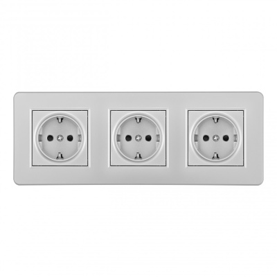 Розетка тройная (трехпостовая) с/з и шторками Arte Milano SET16-3-40-1x3 silver