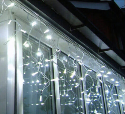 Уличная светодиодная гирлянда (UL-00001365) Uniel бахрома 230V теплый белый ULD-B3010-200/TWK WARMWHITE IP67