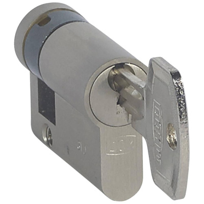 Ключ-личинка DIN Legrand Galea Life стандартный 775888