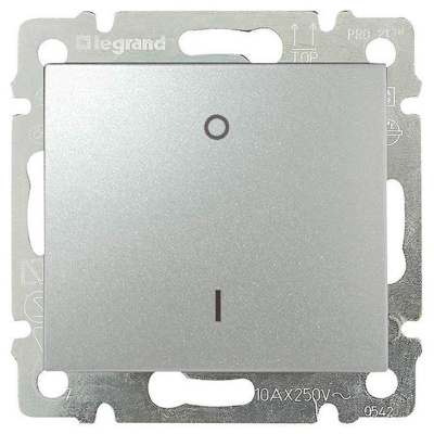 Выключатель одноклавишный трехполюсный Legrand Valena 10A 400V алюминий 770103