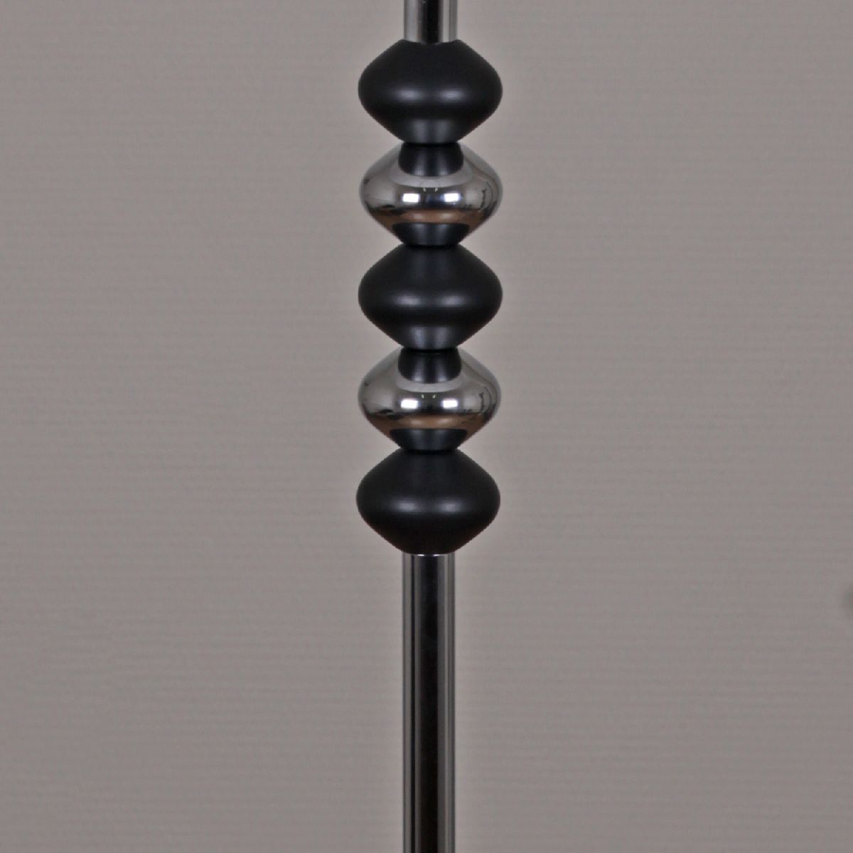 Торшер Reluce 02063-0.6-01 BK-CR