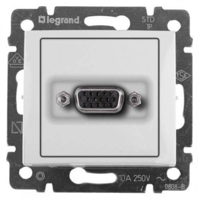 Розетка HD15 Legrand Valena белая 770083