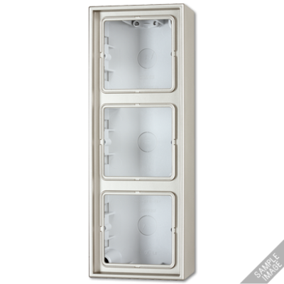 Коробка трехместная Jung AL2583A-L