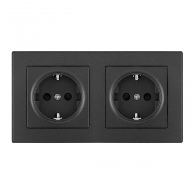 Розетка двойная (двухпостовая) с/з и шторками Arte Milano SET06-2-40-1x2 black