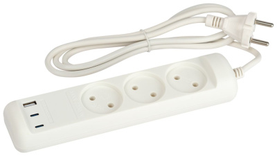 Удлинитель Эра U-3-1,5m-USB-W 3 розетки + 3xUSB A+C 1,5м 10А белый