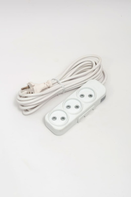 Удлинитель 3вх с защитными шторками ELBI Myra 527-010205-350