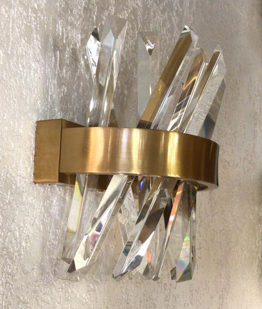 Настенный светильник Delight Collection Akasha MB18162246-250A light antique brass