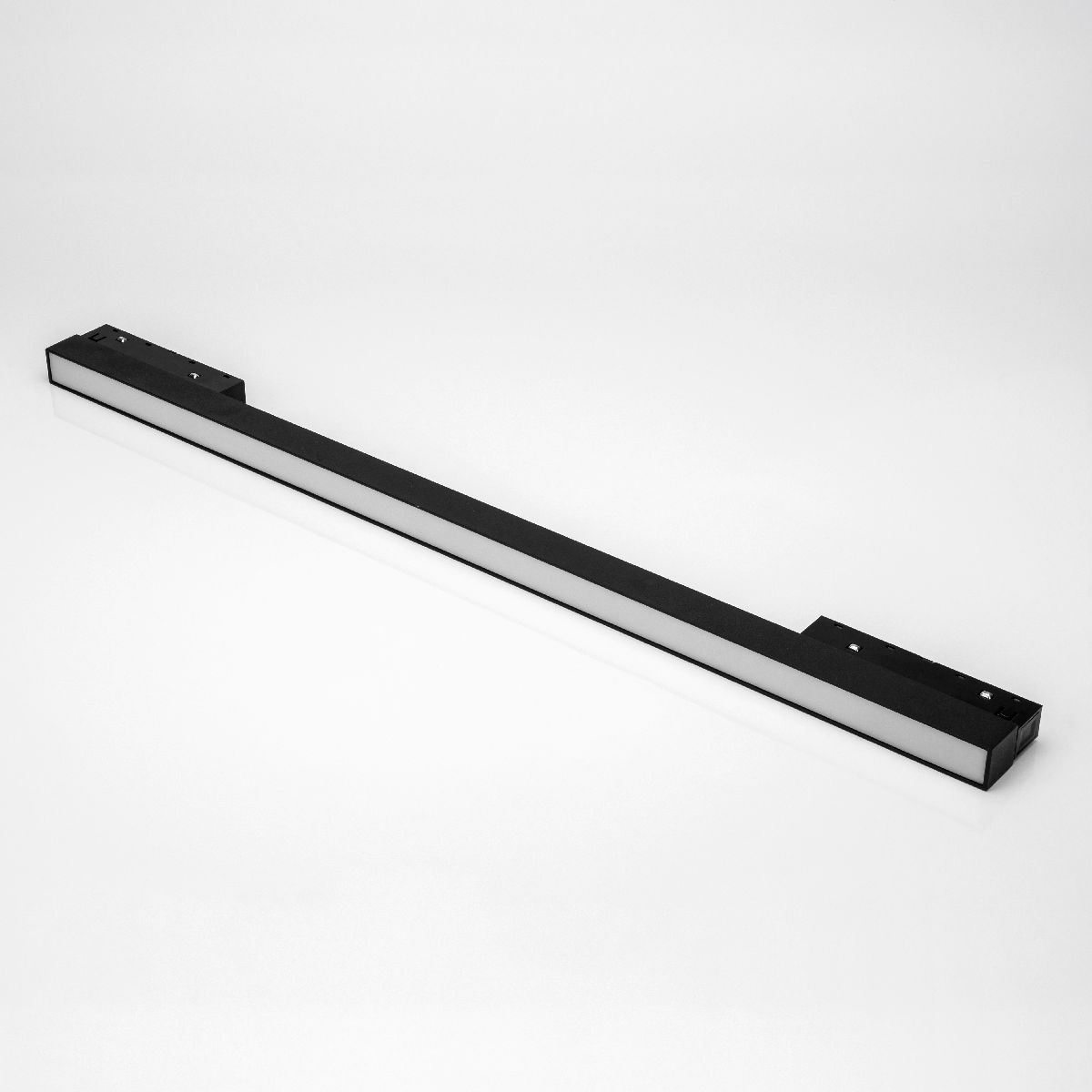 Трековый магнитный линейный светильник Lumker SY-LINK-600-BL-24-WW 016836