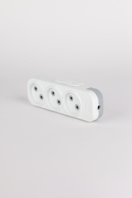 Колодка 3вх с защитными шторками ELBI Myra 527-010200-300