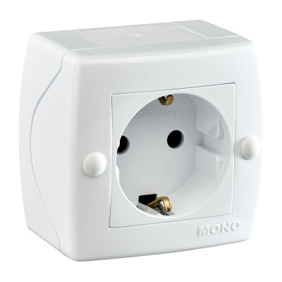 Розетка на 1 пост с заземлением Mono Electric Octans IP20 16А 250В белый 104-010107-117