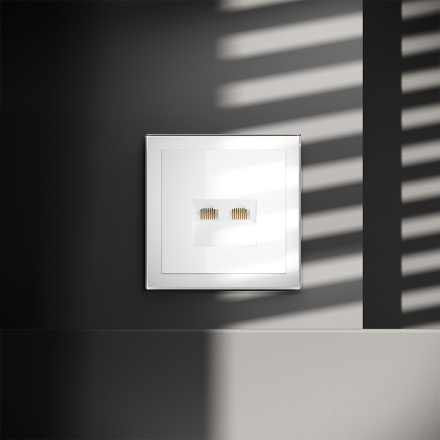 Розетка компьютерная двойная Voltum S70 VLS060201 (белый глянцевый)