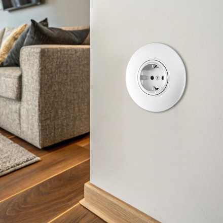 Розетка круглая с/з и шторками и рамкой Arte Milano SET08-1-40-1 white