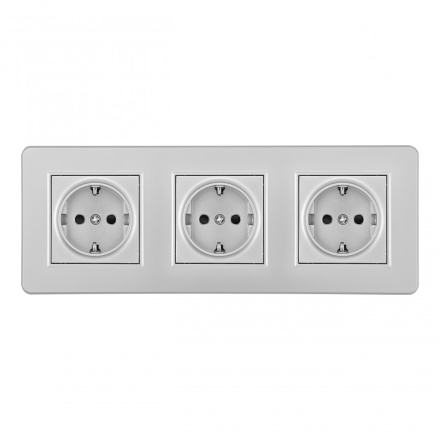 Розетка тройная (трехпостовая) с/з и шторками Arte Milano SET16-3-40-1x3 silver