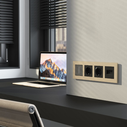 Рамка на 4 поста Werkel AluMax 4690389204128 W0043511 a066336