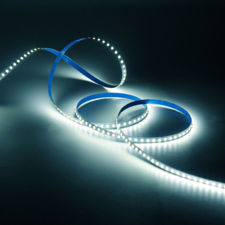 Светодиодная лента Gauss Basic 12В 2835 14,4Вт/м 4000K 3м IP20 BT083