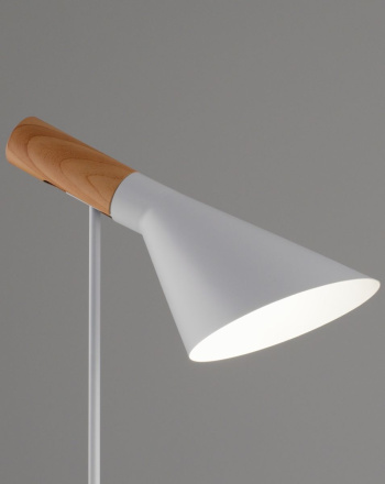 Настольная лампа Moderli Turin V11335-1T