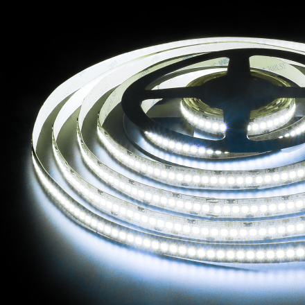 Светодиодная лента Elektrostandard 24V 24W 240Led 2835 IP20 холодный белый, 5м 4690389167645