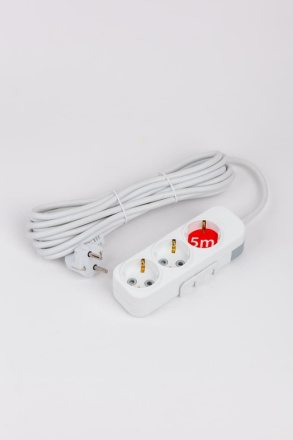 Удлинитель с/з 3вх с защитными шторками ELBI Myra 527-010205-311