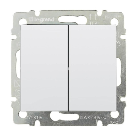 Выключатель двухклавишный Legrand Valena 10A 250V белый 774405
