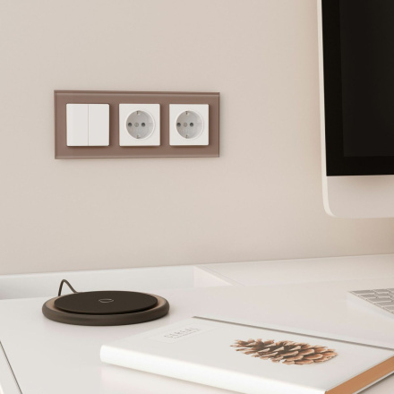 Рамка на 3 поста Werkel Favorit латте 4690389183430 W0031142