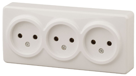 Розетка 3х2P Эра 11-2207-02 Б0020698