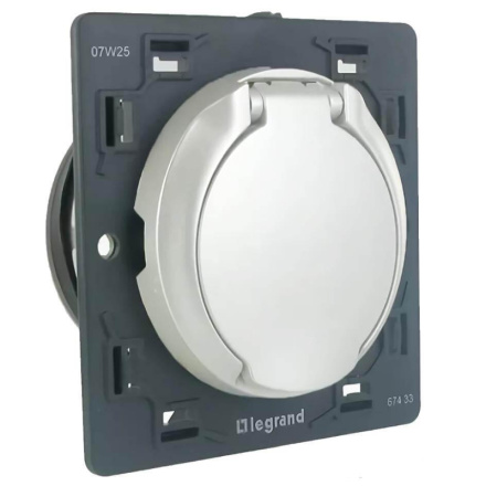 Розетка стационарной уборочной системы Legrand Celiane с контактом белая 067432