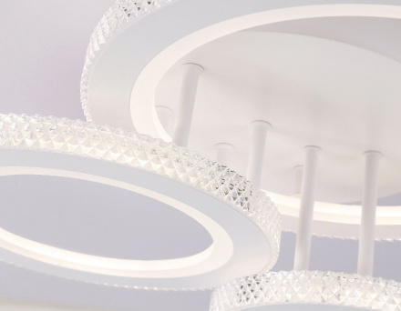 Потолочная люстра Ambrella Light Acrylica Original FA8867