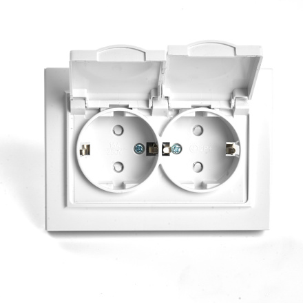 Розетка 2-местная с/з с крышкой Stekker Эрна PST16-9015-01 49139