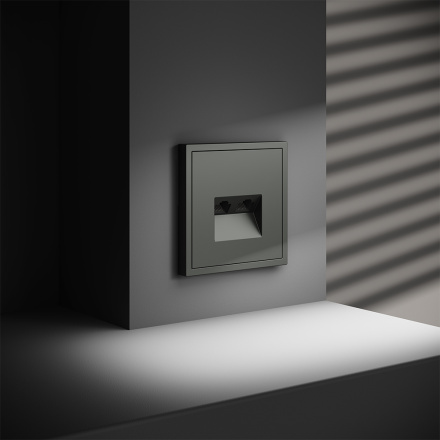 Розетка компьютерная двойная Voltum S70 VLS060206 (титан)