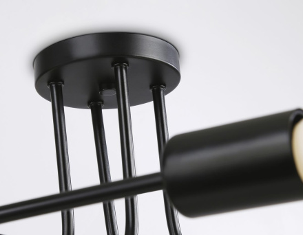 Потолочная люстра Ambrella Light Traditional TR8022