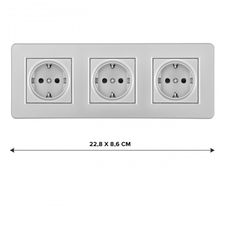 Розетка тройная (трехпостовая) с/з и шторками Arte Milano SET16-3-40-1x3 silver