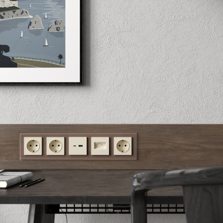 Рамка на 5 постов Werkel Favorit латте 4690389183478 W0051142