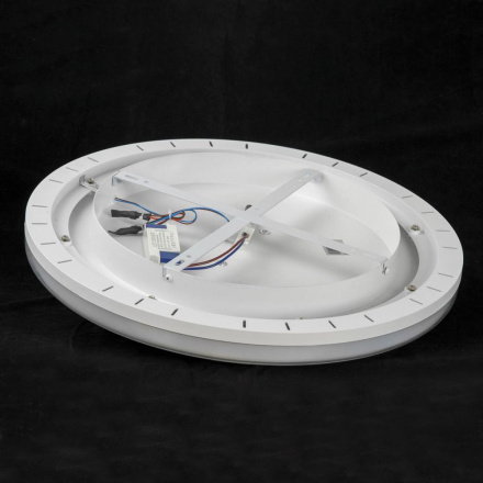 Потолочная люстра Lussole Hartley LSP-7437