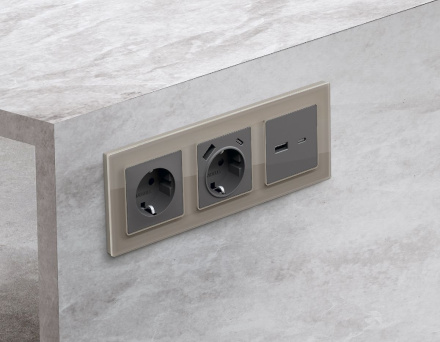 Лицевая панель для розетки 2USB тип A+C Ambrella Volt Alfa AP6610