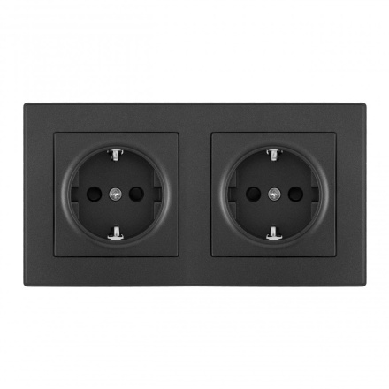 Розетка двойная (двухпостовая) с/з и шторками Arte Milano SET06-2-40-1x2 black