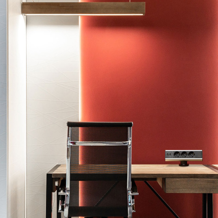 Блок розеток 102 (3 секции и 2 USB) Mebax 00-00001175