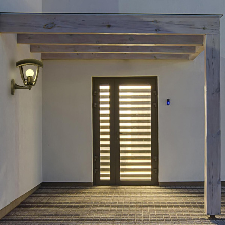 Уличный настенный светильник Apeyron Дели НБУ 07-60-001 У1 11-149