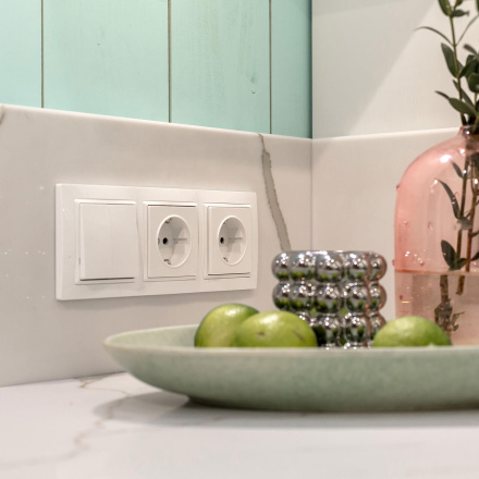 Рамка на 3 поста Werkel Snabb basic белый W0032001 4690389161384