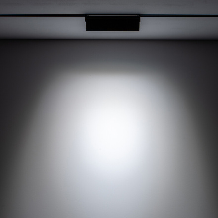 Трековый магнитный светильник Nowodvorski Focus Led Black 10646