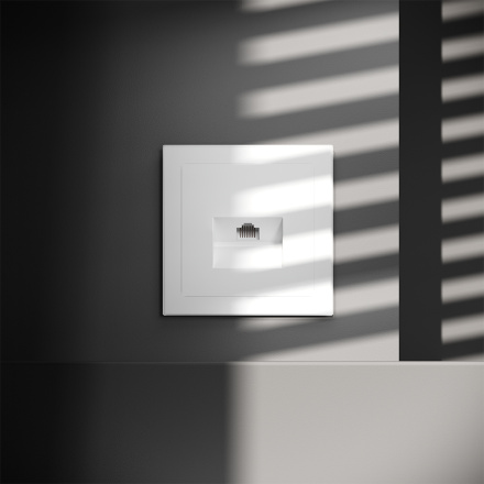 Розетка компьютерная Voltum S70 VLS060102 (белый матовый)