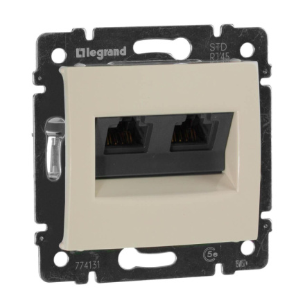 Розетка компьютерная 2хRJ45 Legrand Valena 5e кат UTP с захватами слоновая кость 774131