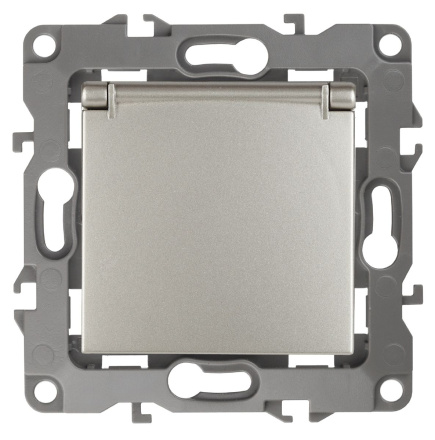 Розетка 2P+E Schuko со шторками с крышкой Эра 12-2103-15 Б0019330