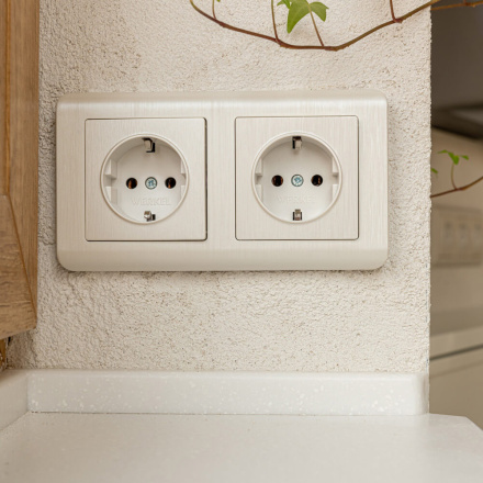 Рамка на 2 поста Werkel Stream перламутровый W0022113 4690389162251