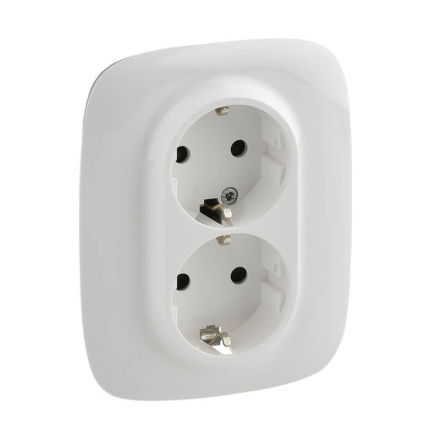 Розетка двойная Legrand Valena Allure 16A 250V с/з со шторками безвинтовой зажим белая 753726