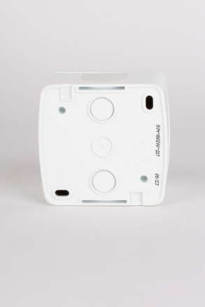 Розетка с заземлением ELBI Alsu 504-010200-217