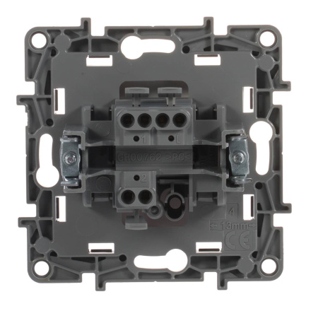 Переключатель одноклавишный Legrand Etika 10A 250V белый 672200